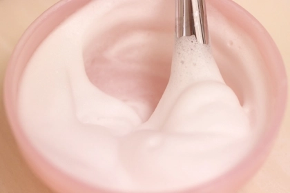 こんなモッチモチの泡はじめて…　30代ライターが『どろあわわ』で泡洗顔してみた