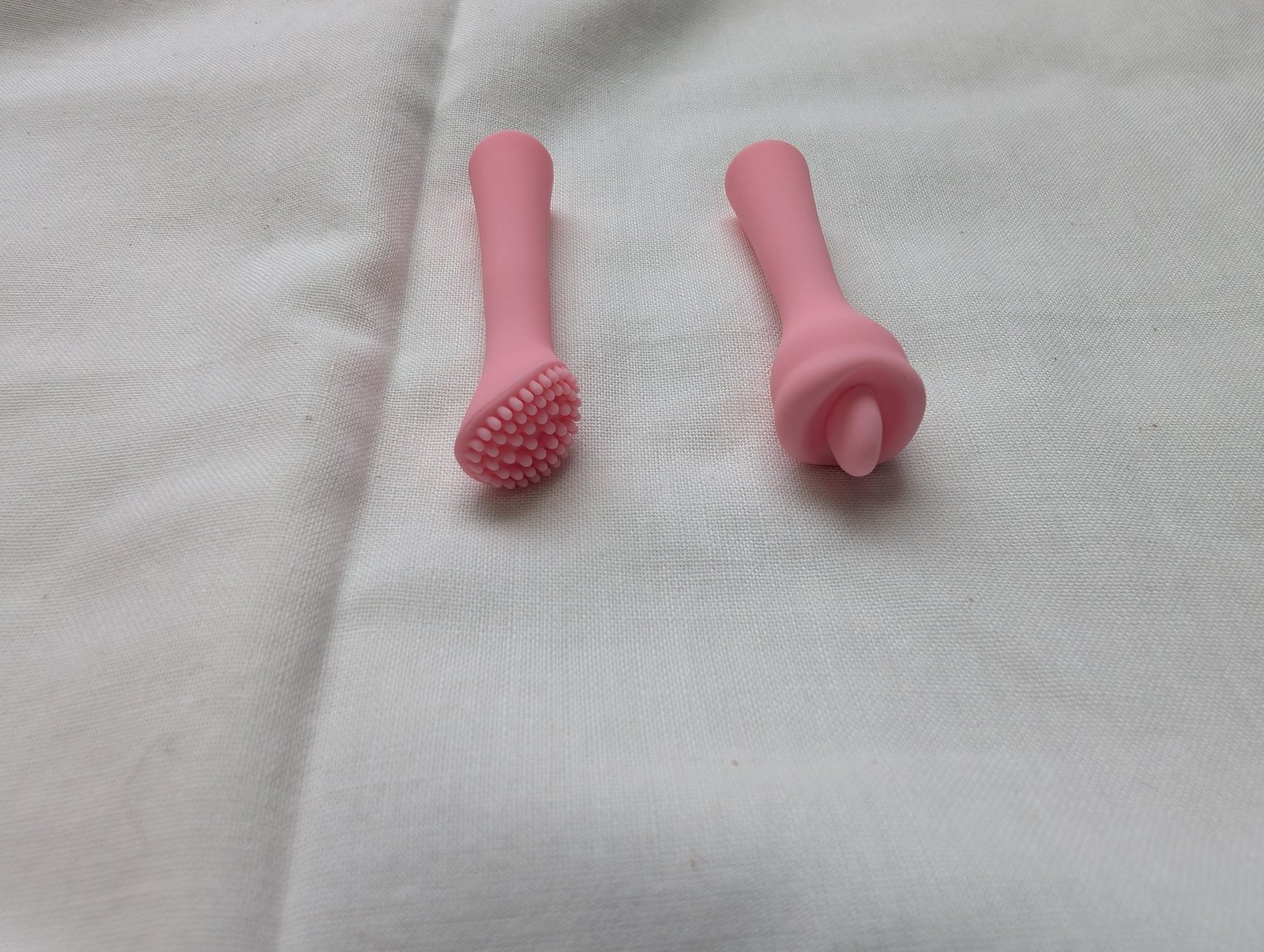 Melli Melli 4in1快感覚醒のブラシヘッドと舌舐めヘッド